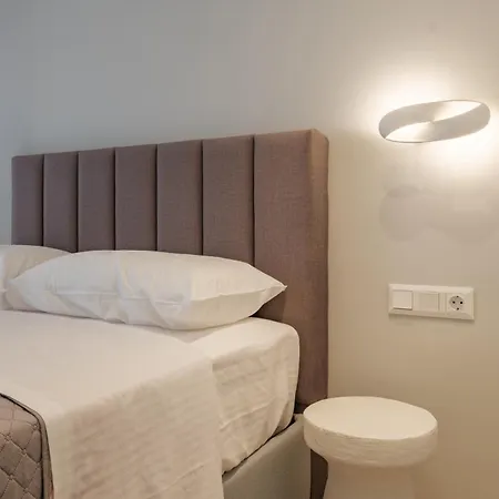 Mvm Luxe Apartament Corfu (city)