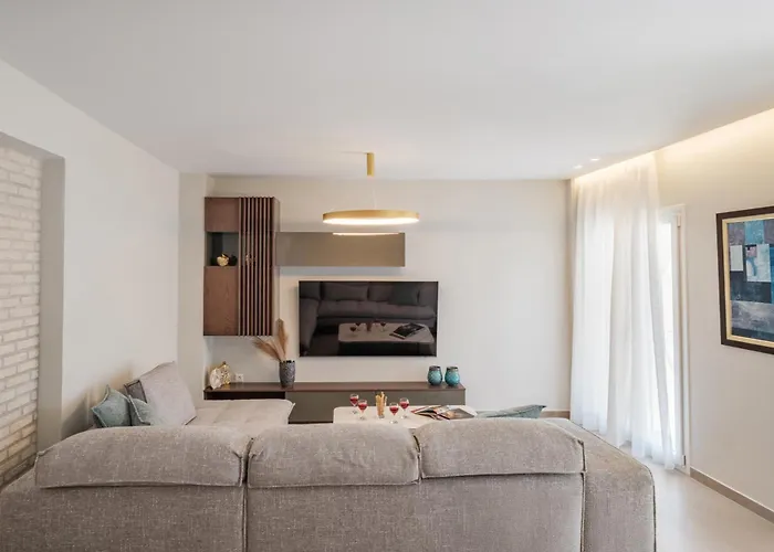 Mvm Luxe Apartament Corfu (city)